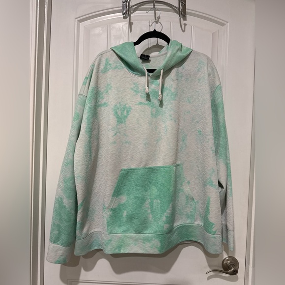 Nike Dri-FIT Mint Green Tie Dye Hoodie - Picture 1 of 3